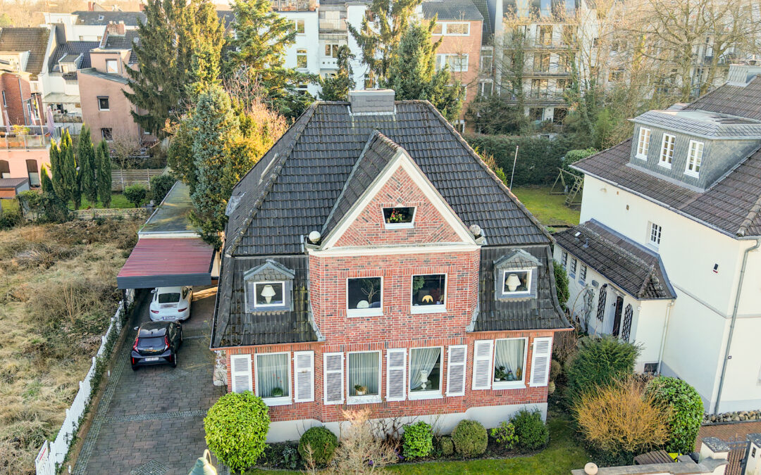 Elegante Stadtresidenz mit zeitlosem Charme im idyllischen Benrath